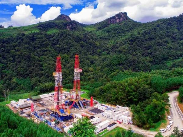 浙江油田“多点突破”生产指标再攀升(图1)